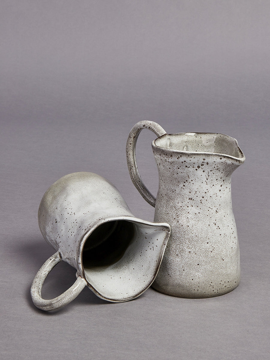 Aurea pitcher