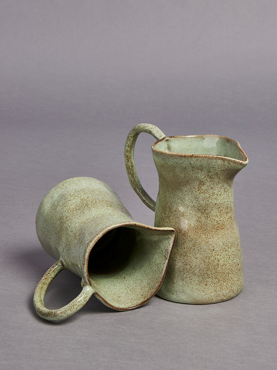 Aurea pitcher