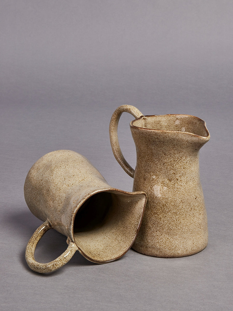 Aurea pitcher